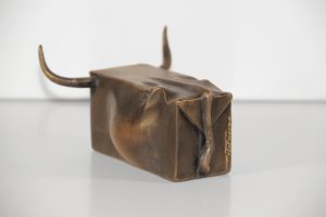 CODE: CL012 | Tétra-Vache Classic Enceinte demi litre bronze