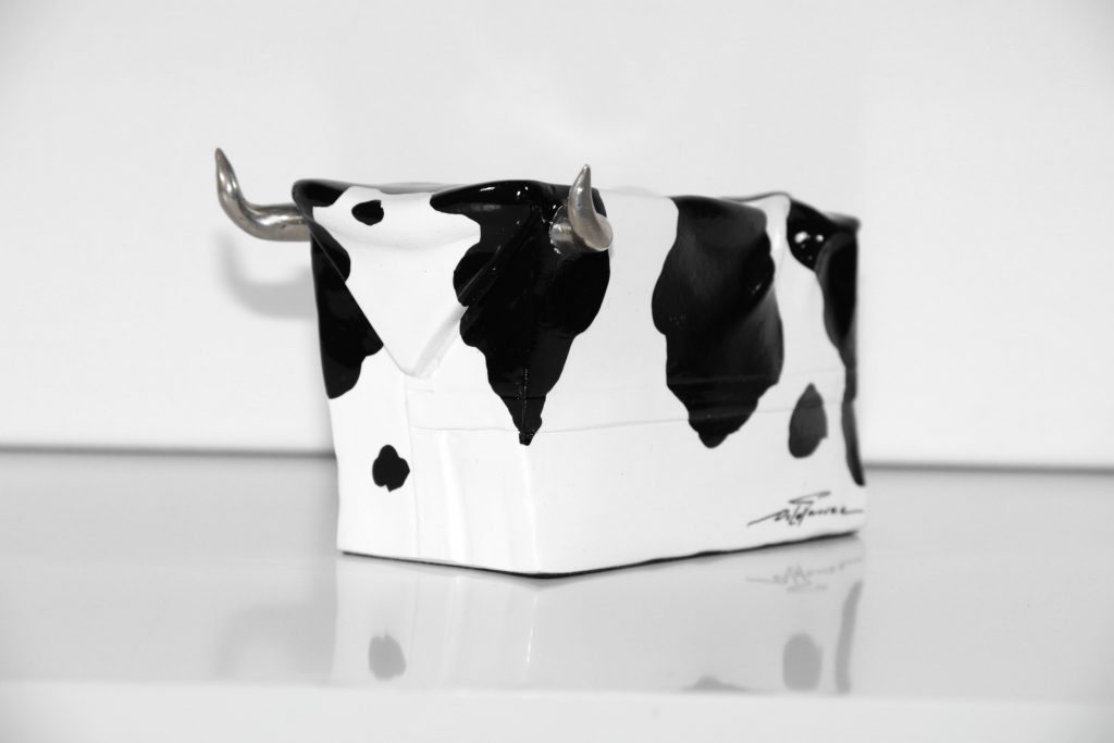 Tétra-Vache Classic demi litre noir-blanc