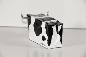 CODE: CL008 | Tétra-Vache Classic demi litre noir-blanc